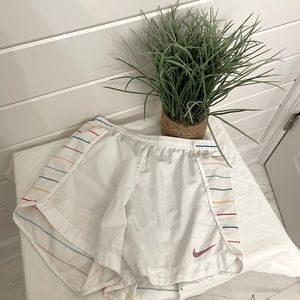 Nike girl’s athletic shorts.  Youth XL.  Super condition!